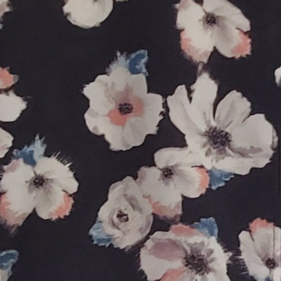 Floral button up - Picture 2 of 2